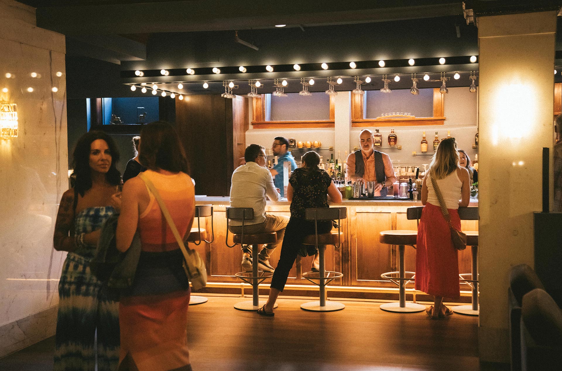 8 Horses Lounge photo